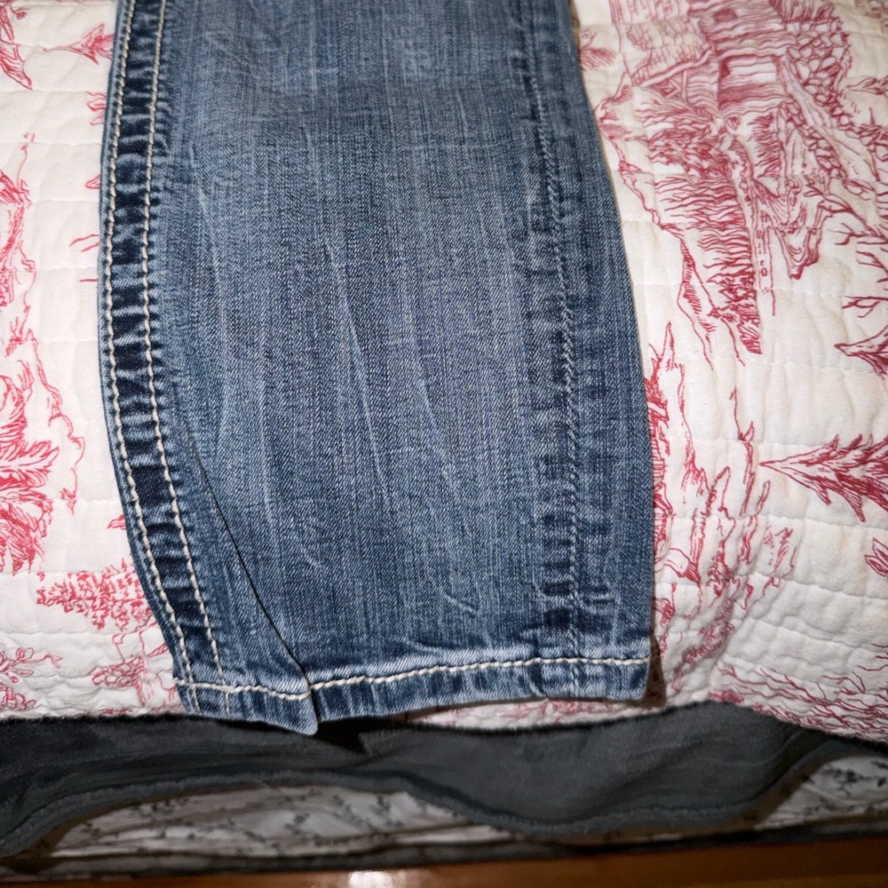 Miss Me Mid Rise Embellished Skinny Jeans - Picture 7 of 8